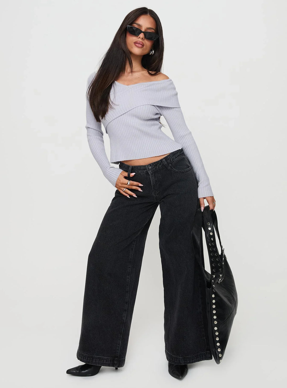 Ribbon Stamp Low Rise Wide Leg Jeans Washed Black