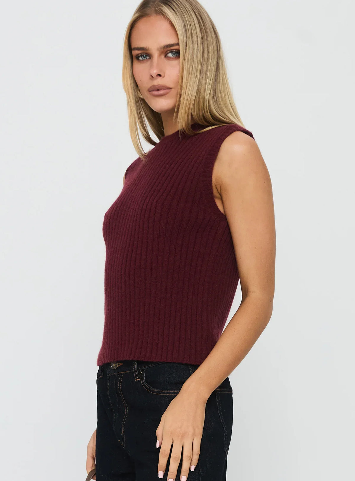 Jessabell Rib Sleeveless Top Wine
